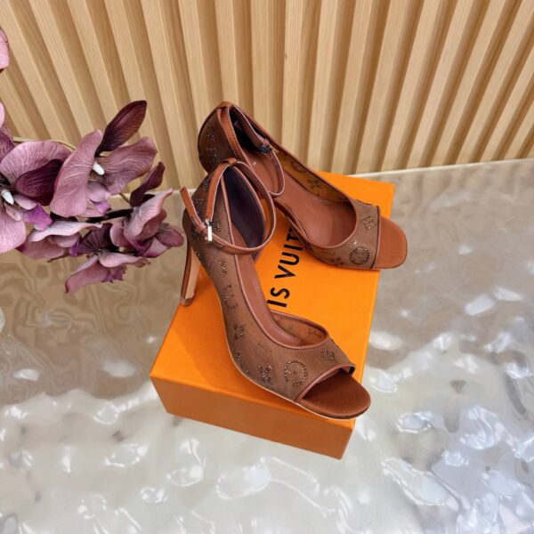 Босоножки Louis Vuitton