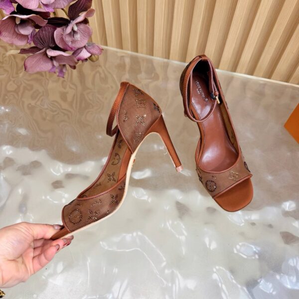 Босоножки Louis Vuitton