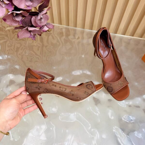 Босоножки Louis Vuitton