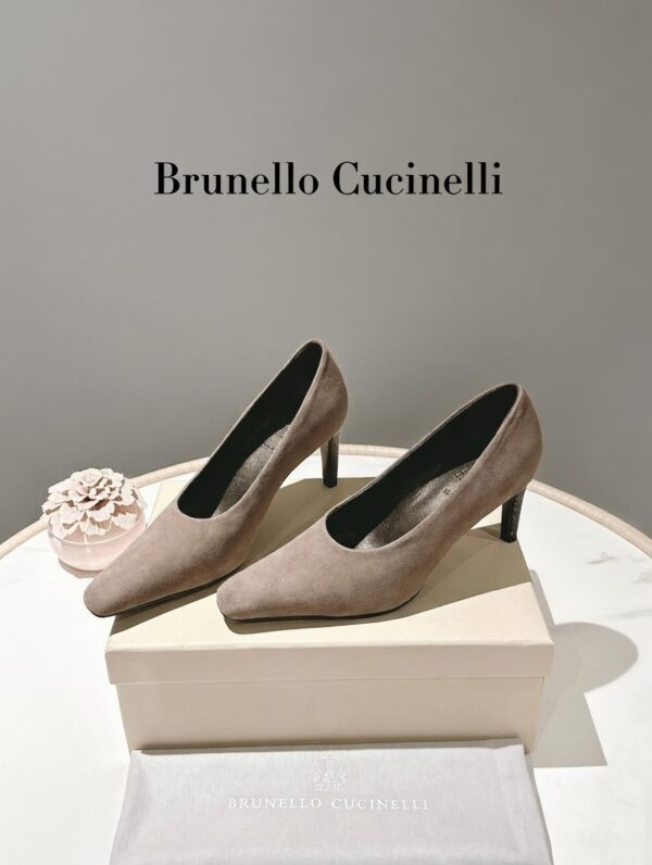 0adfdbe1-ecbe-492f-8551-3bdc0931cbcb Туфли замшевые Brunello Cucinelli