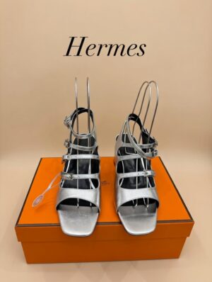 23357109-2ab2-419d-a5a9-46eb3439a63f Босоножки Hermes