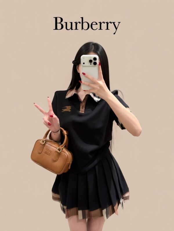 2e6e0953-d7d6-49c9-b77e-ef5b49b27e71 Костюм с юбкой Burberry