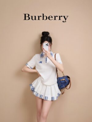 3bb69a70-af38-40ac-a426-eb610082d115 Костюм с юбкой Burberry