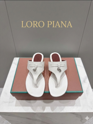 Gemini_Generated_Image_uvfvv9uvfvv9uvfv Шлепанцы Loro Piana