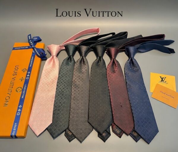 Галстук Louis Vuitton