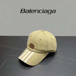fee0723e-60c3-4549-a9ec-b5fb61315ed5 Кепка Balenciaga