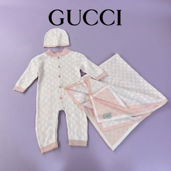 iYuTK Комплект для новорожденного Gucci