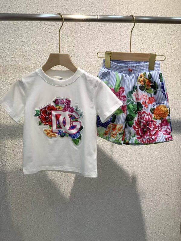 photo_2026-03-03_10-12-07 Костюм с шортами Dolce&Gabbana