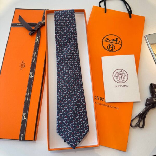 photo_2026-03-05_14-01-40 Галстук Hermes