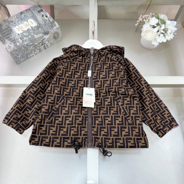 Ветровка Fendi