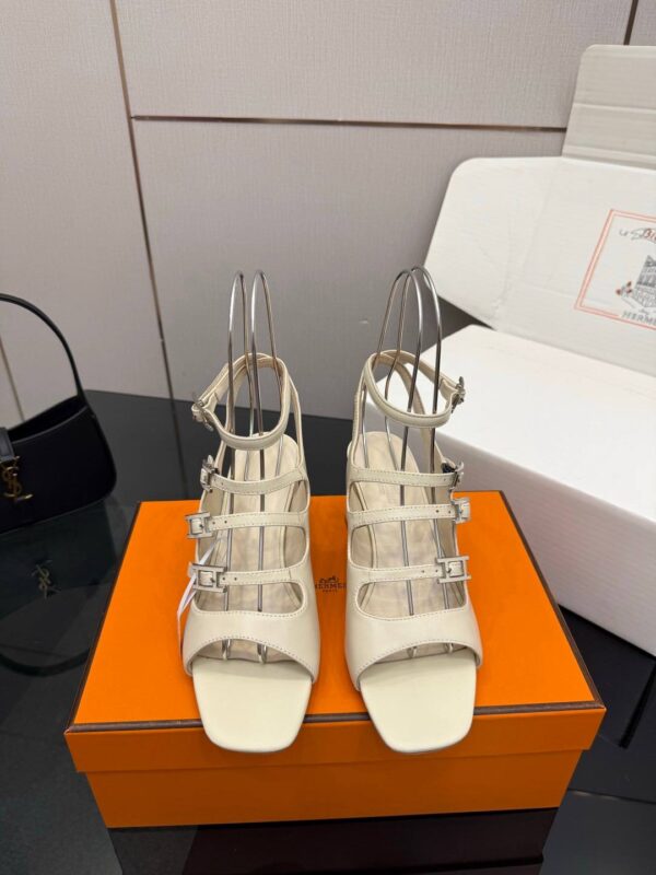 Босоножки Hermes