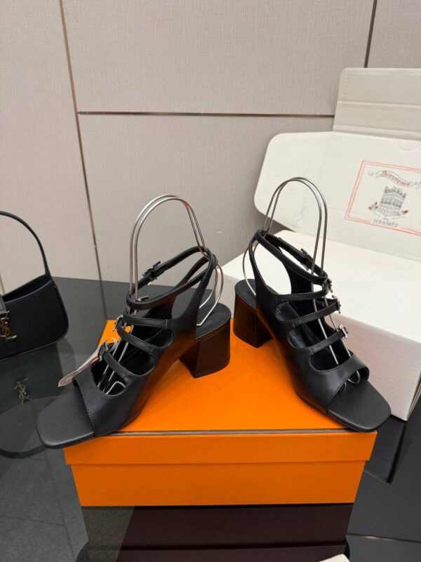 Босоножки Hermes