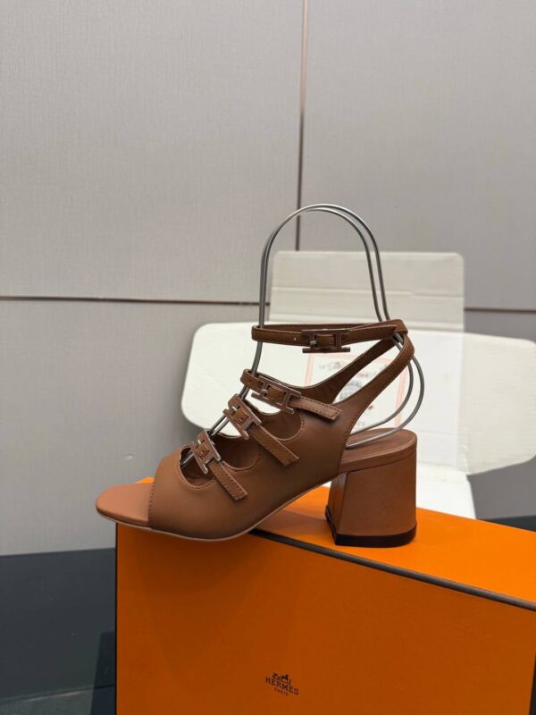 Босоножки Hermes