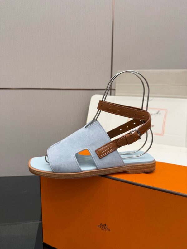 photo_2026-03-08_04-08-03 Сандалии Hermes