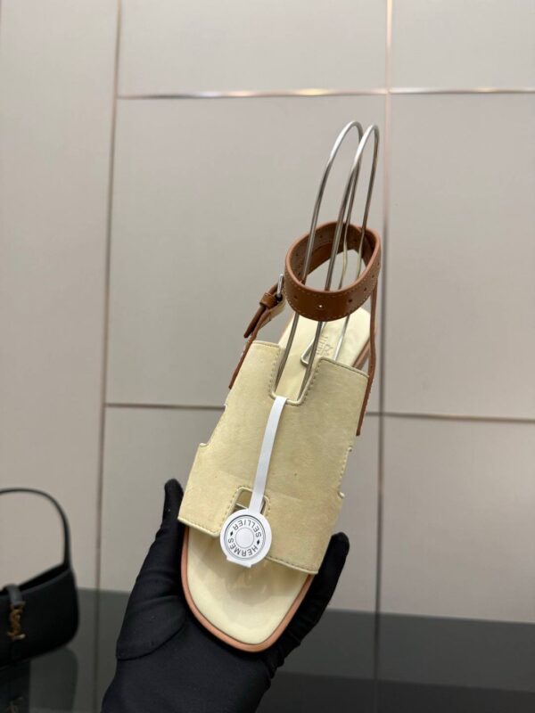 photo_2026-03-08_04-11-21 Сандалии Hermes