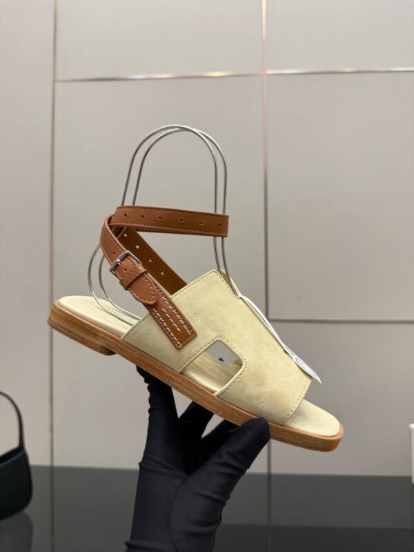 photo_2026-03-08_04-11-23 Сандалии Hermes