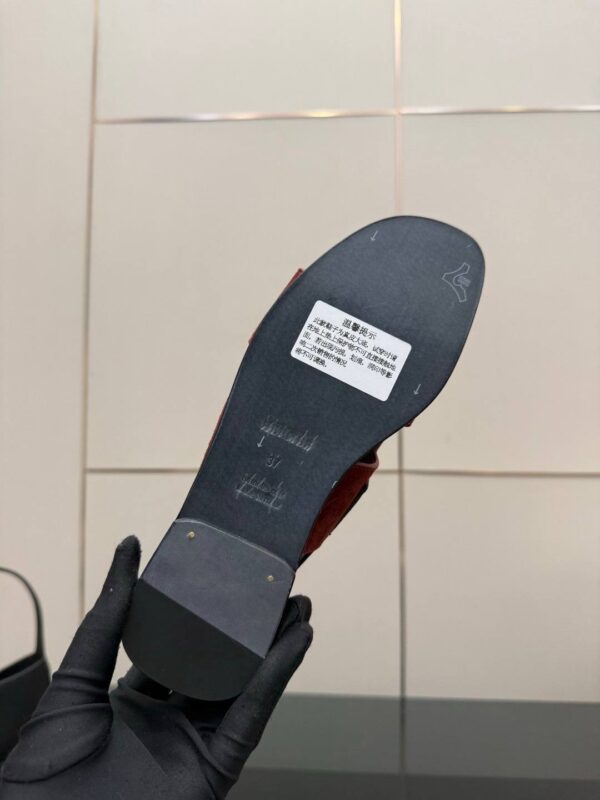 Сандалии Hermes