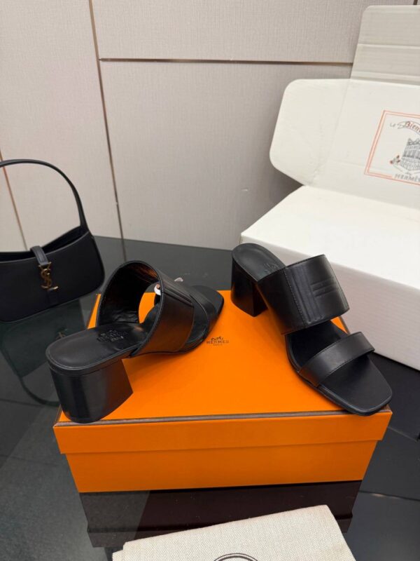 photo_2026-03-08_14-36-04 Сандалии на каблуке Hermes