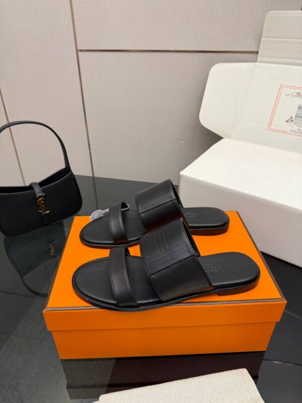 Сандалии Hermes