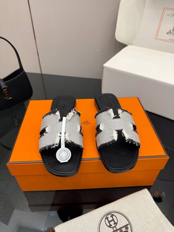 Шлепанцы Hermes Oran