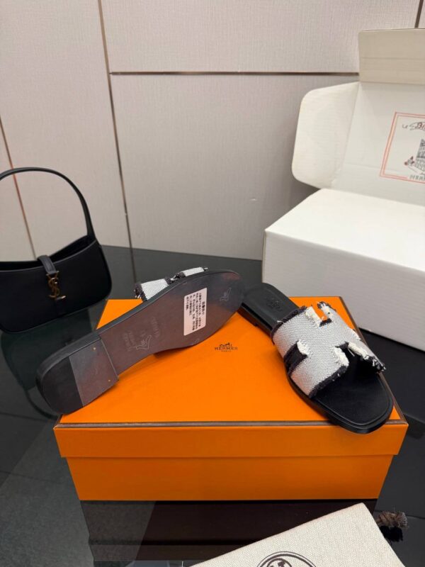 Шлепанцы Hermes Oran