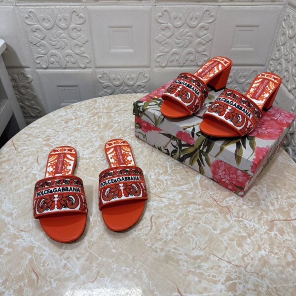 photo_2026-03-11_04-51-47 Шлепанцы Dolce&Gabbana