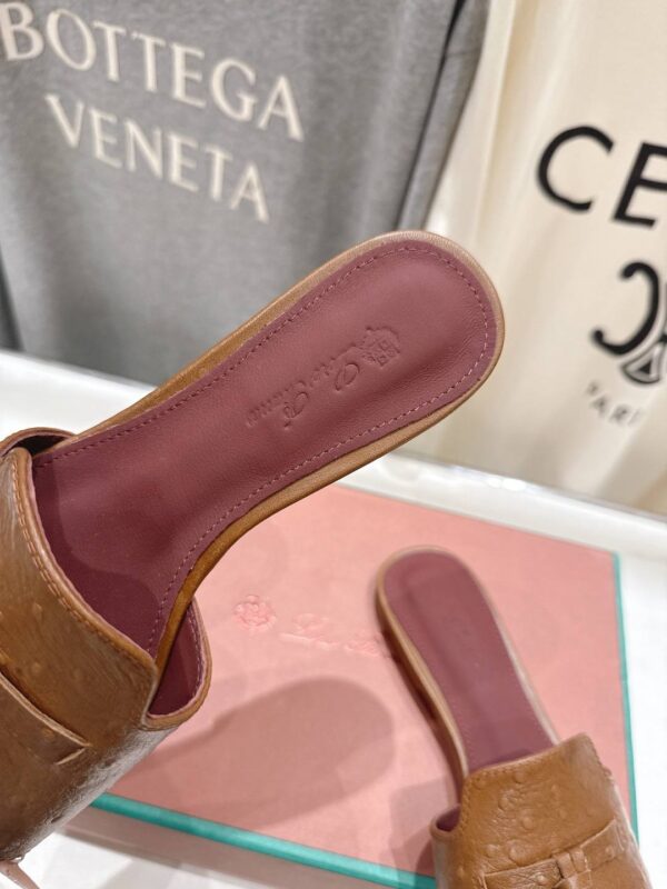 Шлепанцы Loro Piana