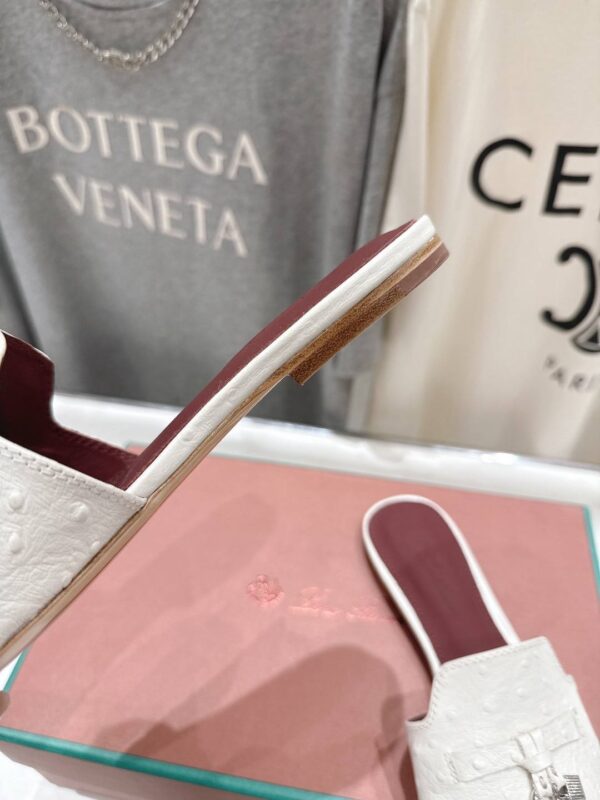 photo_2026-03-12_06-52-09 Шлепанцы Loro Piana