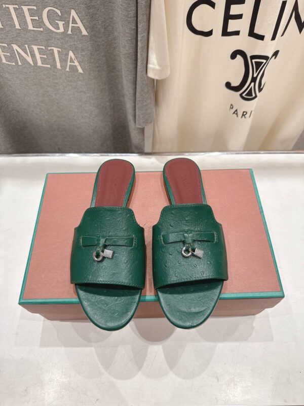 Шлепанцы Loro Piana