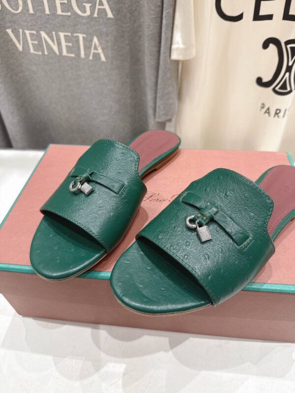 Шлепанцы Loro Piana