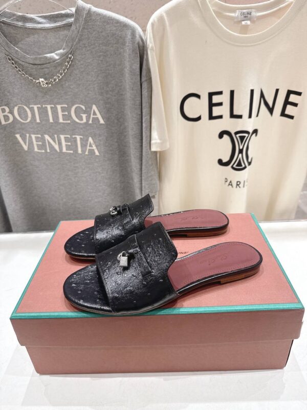 Шлепанцы Loro Piana