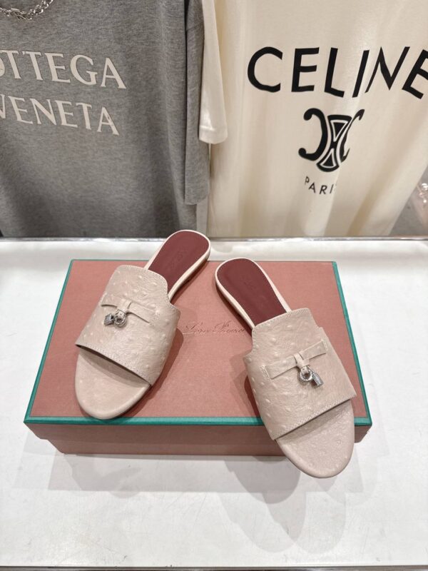 Шлепанцы Loro Piana