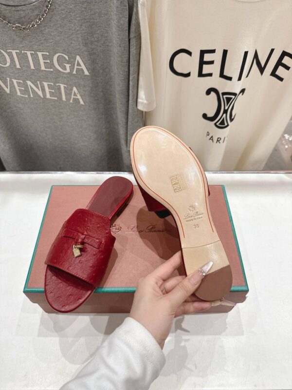 Шлепанцы Loro Piana