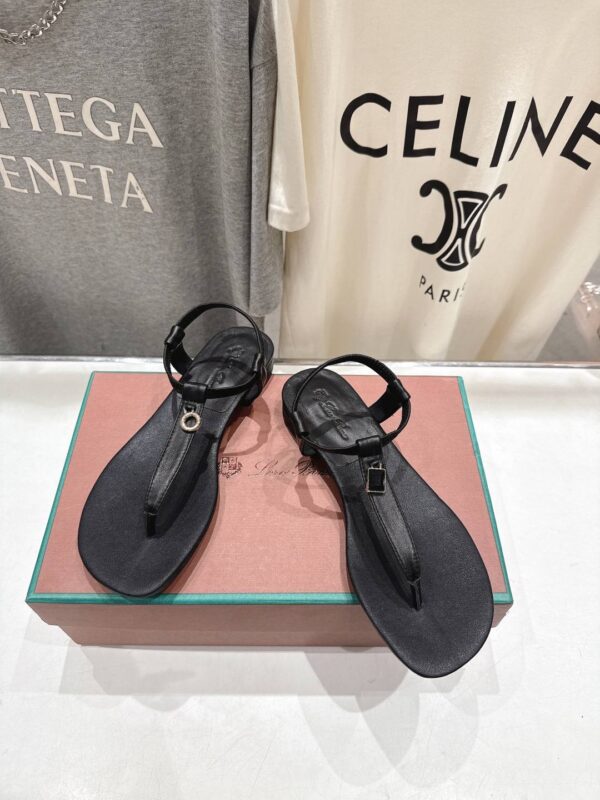 Сандалии Loro Piana