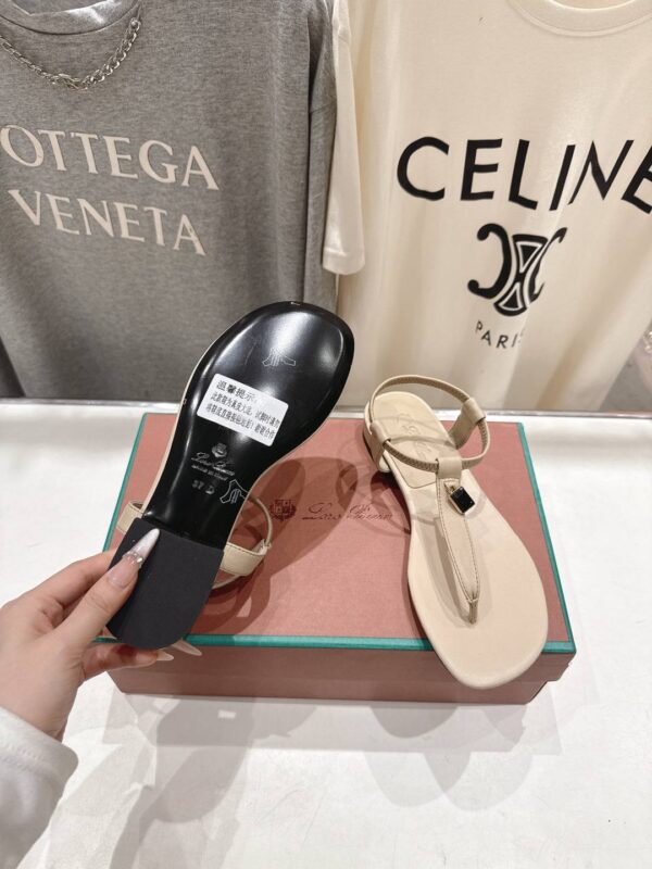 Сандалии Loro Piana