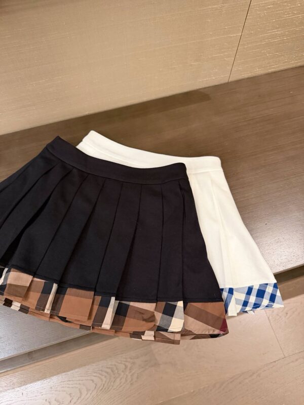 photo_2026-03-14_10-45-14 Костюм с юбкой Burberry