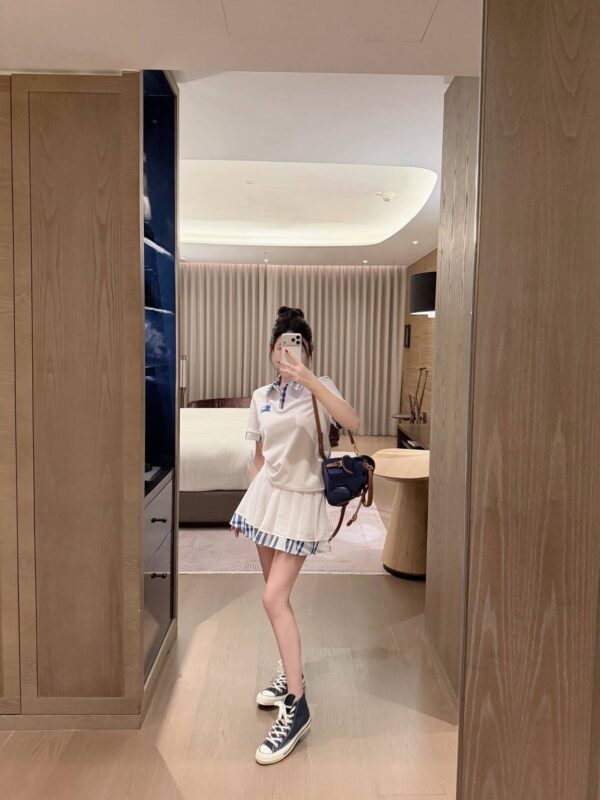 photo_2026-03-14_10-49-20 Костюм с юбкой Burberry