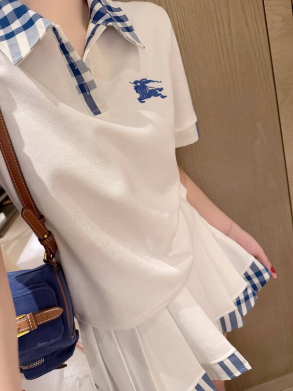 photo_2026-03-14_10-49-22 Костюм с юбкой Burberry