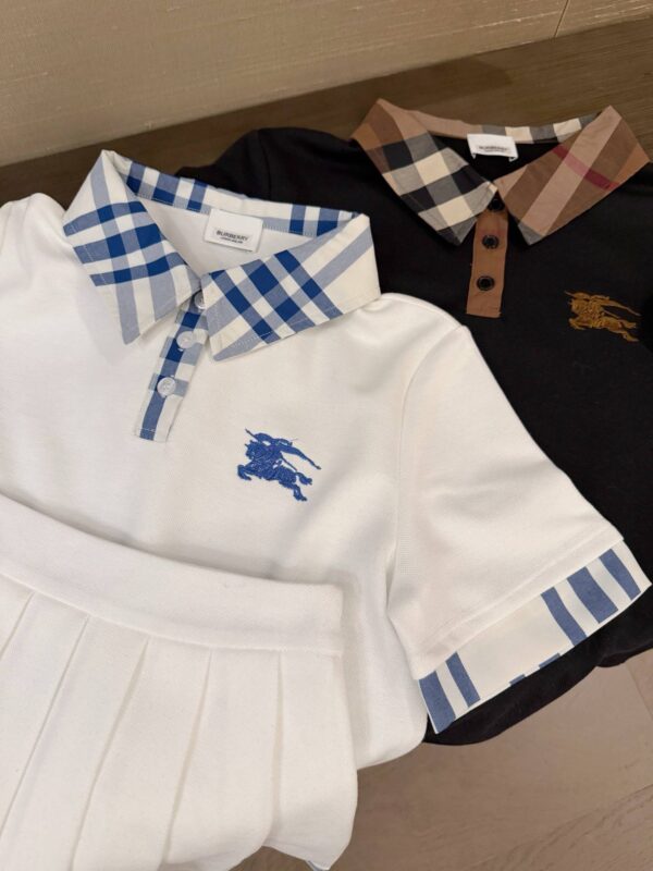 photo_2026-03-14_10-49-38 Костюм с юбкой Burberry