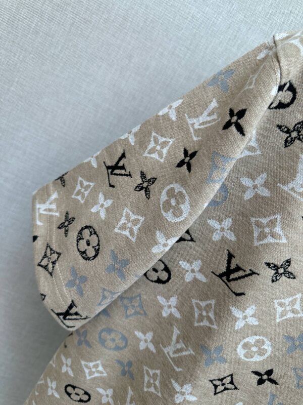 photo_2026-03-18_04-35-30 Футболка Louis Vuitton