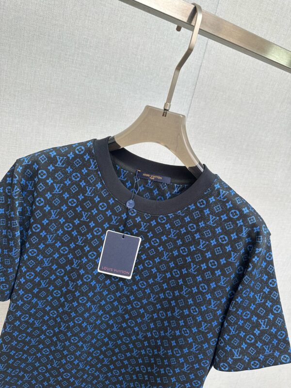photo_2026-03-18_04-42-48 Футболка Louis Vuitton