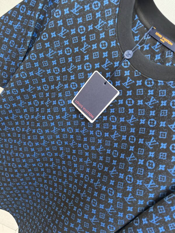 photo_2026-03-18_04-42-54 Футболка Louis Vuitton