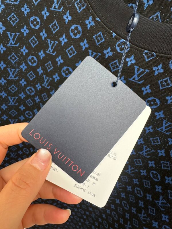 photo_2026-03-18_04-42-59 Футболка Louis Vuitton