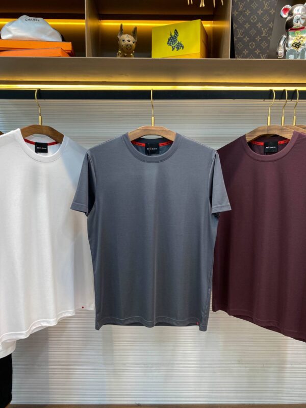 Футболка Kiton