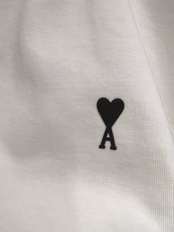 Футболка AMI