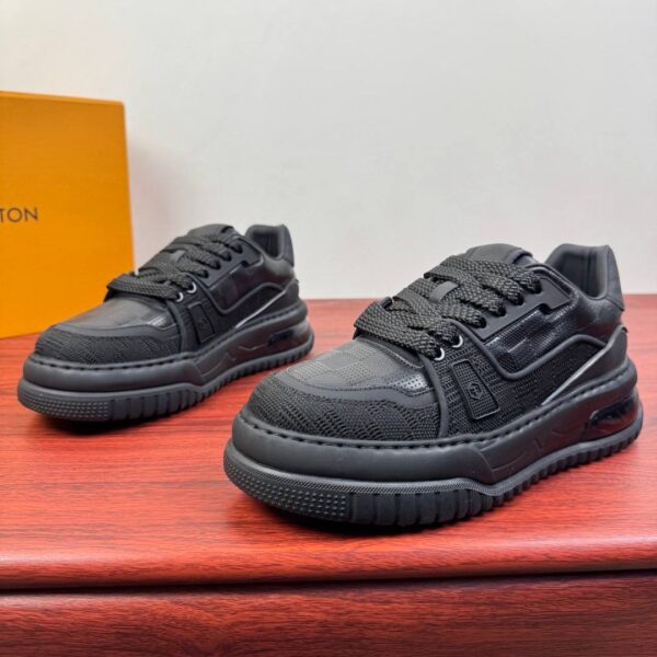 Кроссовки Louis Vuitton