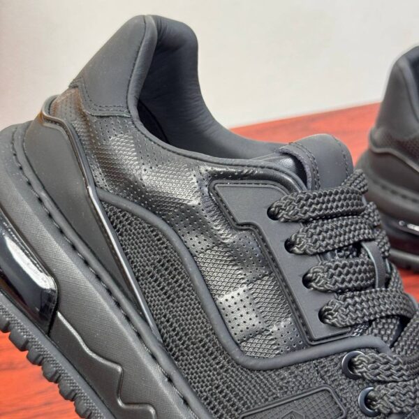 Кроссовки Louis Vuitton