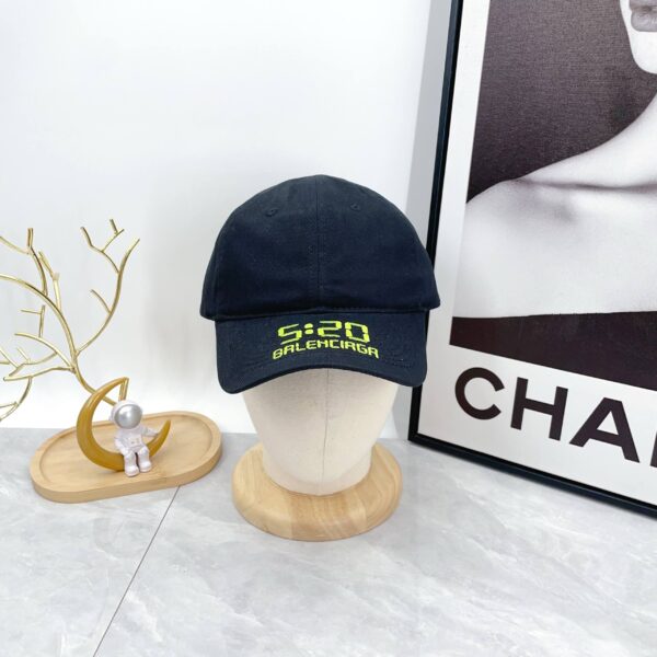 Кепка Balenciaga