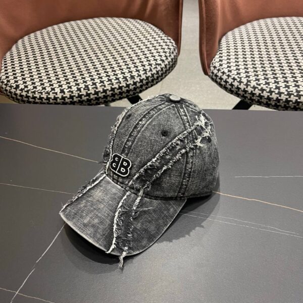 Кепка Balenciaga