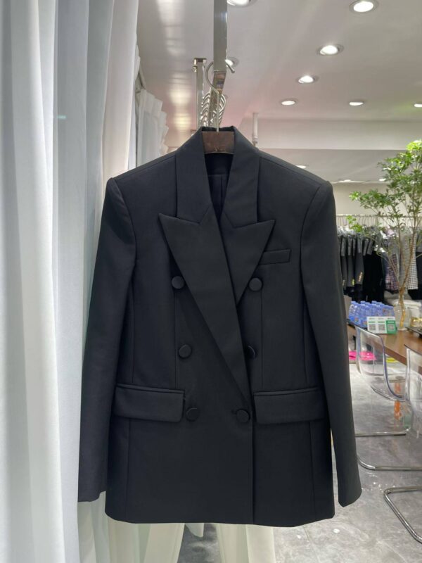 photo_2026-03-21_07-51-50 Костюм-тройка Balmain